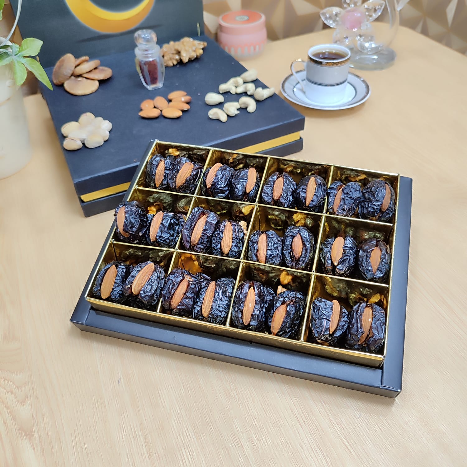 Dry Fruit Dates (Full Customized) 4Pcs to 32Pcs