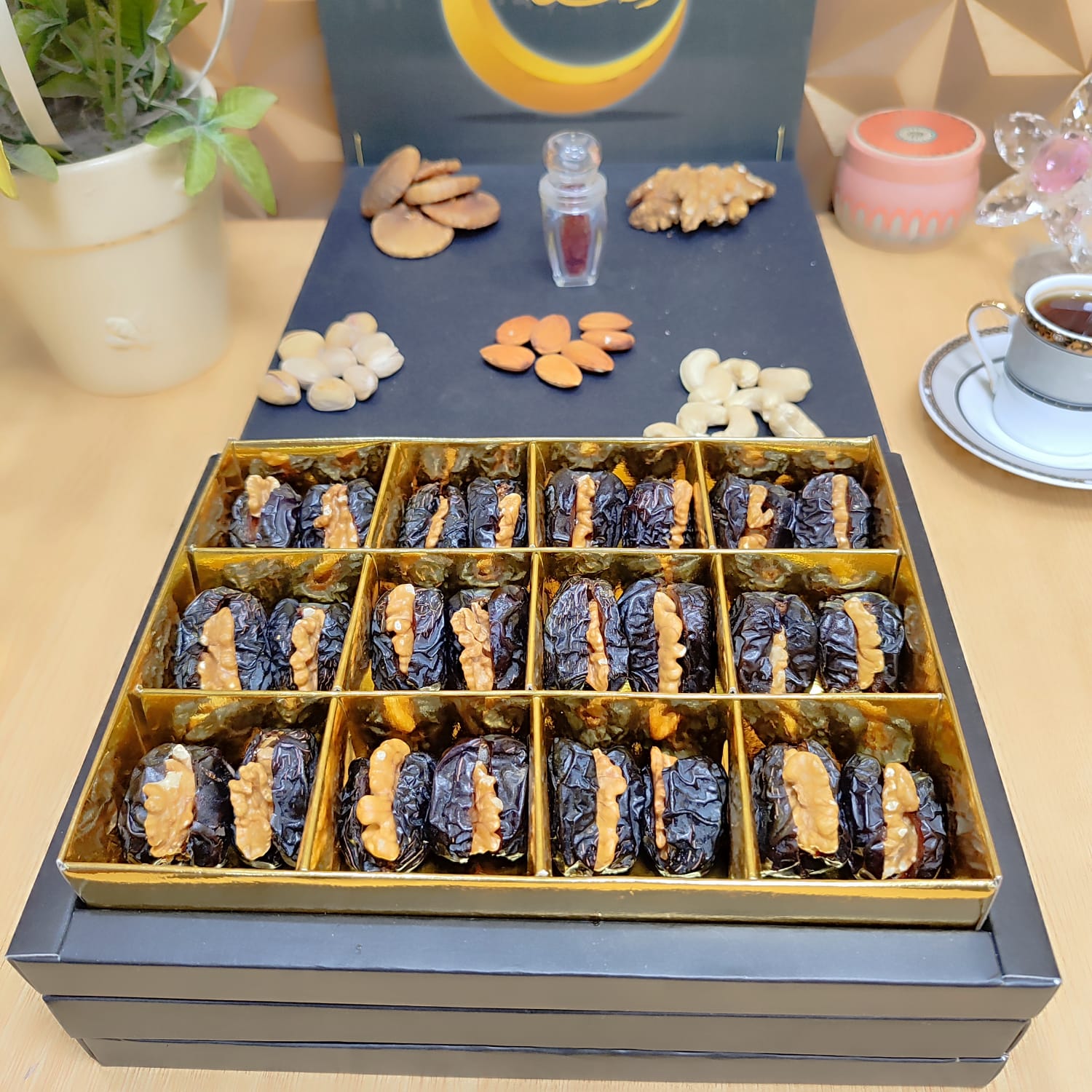 Dry Fruit Dates (Full Customized) 4Pcs to 32Pcs