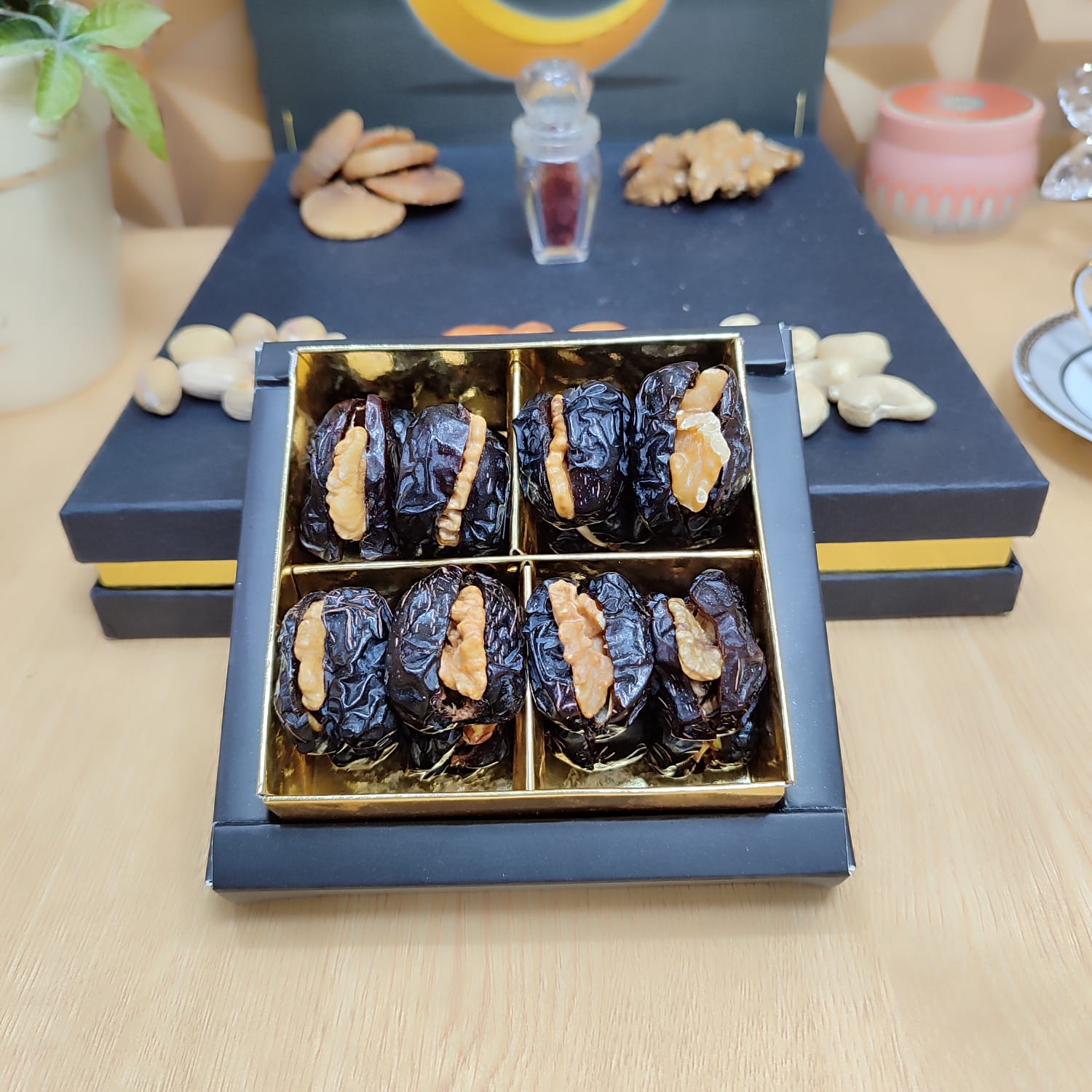 Dry Fruit Dates (Full Customized) 4Pcs to 32Pcs