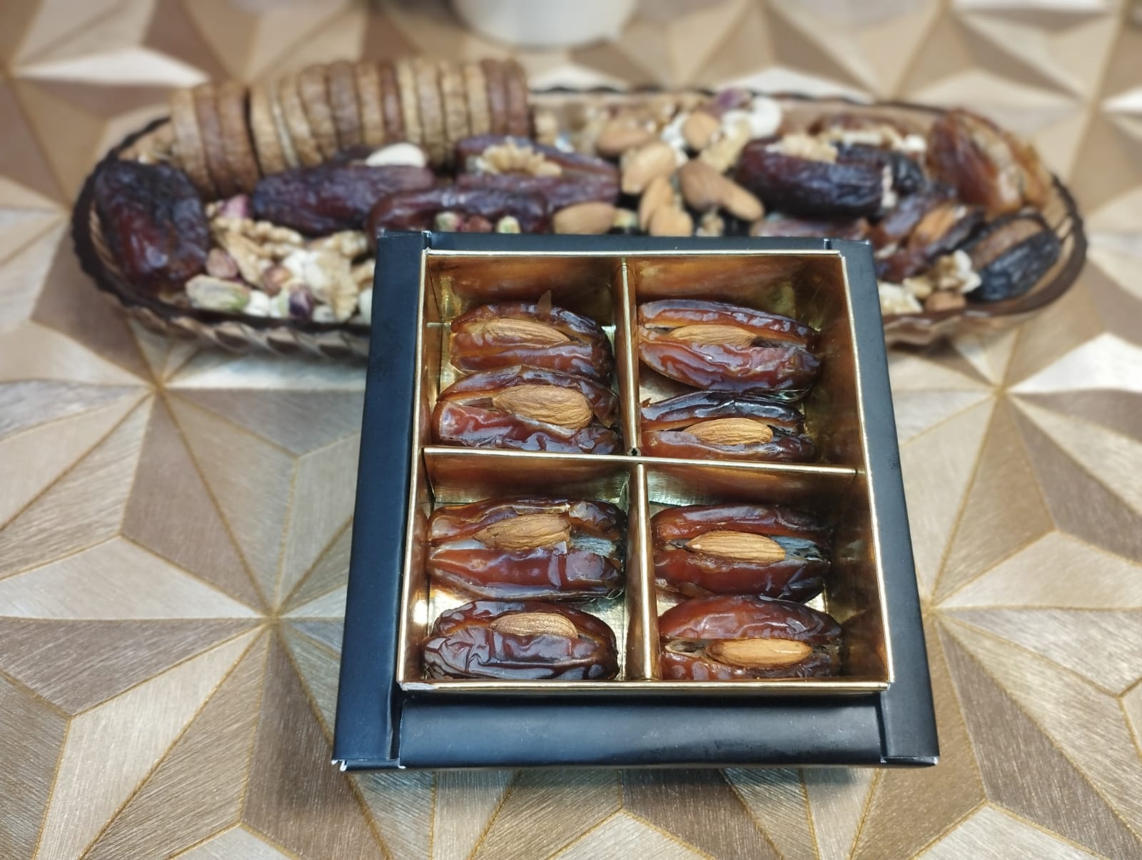 Dry Fruit Dates (Full Customized) 4Pcs to 32Pcs