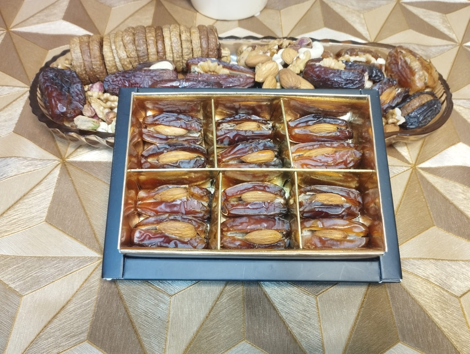 Dry Fruit Dates (Full Customized) 4Pcs to 32Pcs