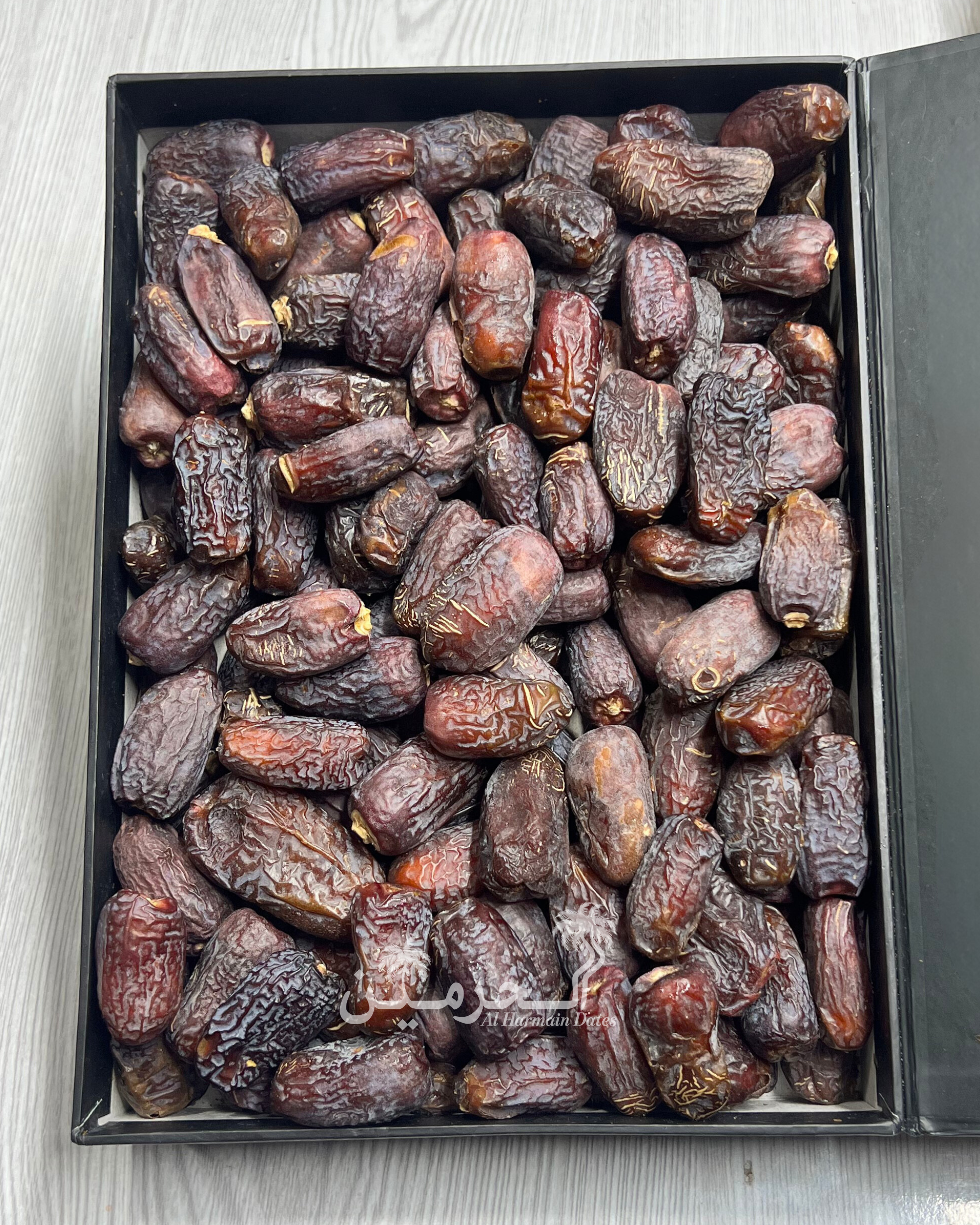 Amber Medium Khajoor