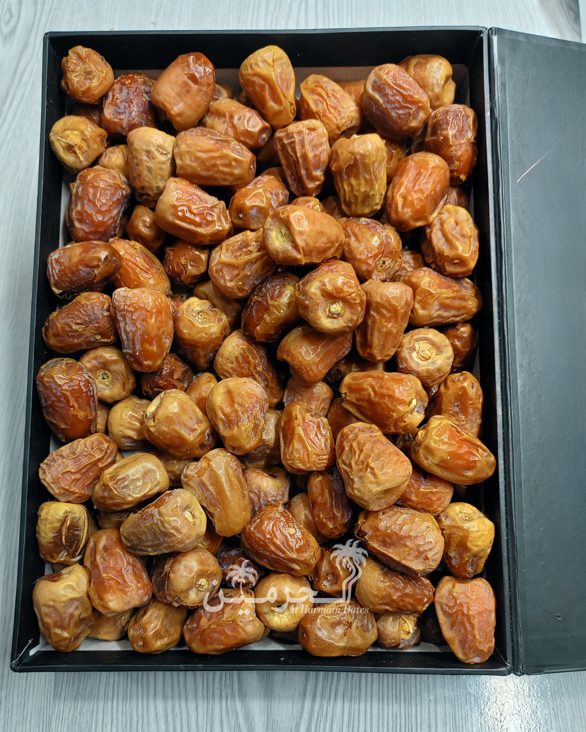 Jumbo Dana Sukkari Soft Khajoor - Melt in Mouth